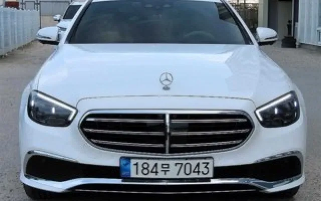 법원자동차경매 E-클래스 W213 E300e 4MATIC 익스클루시브 매물 사진 17 - 2023/05 22,040km